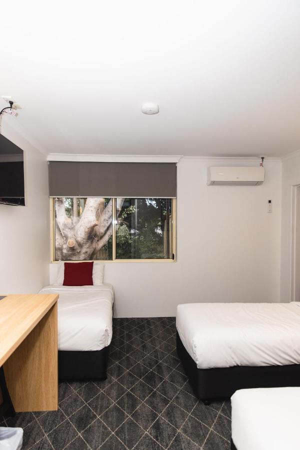 Motel Lakeview 3*