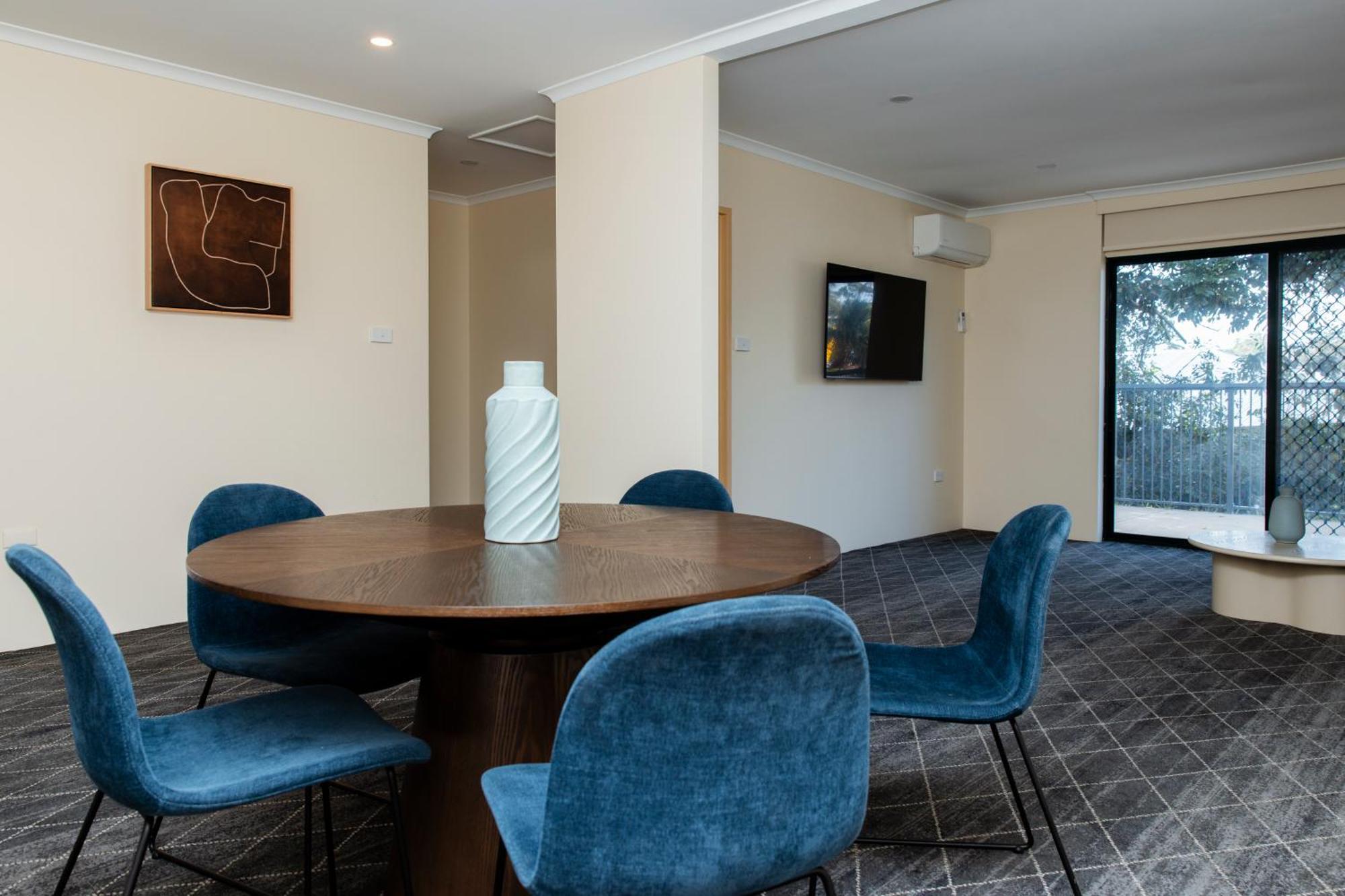 Motel Lakeview 3*