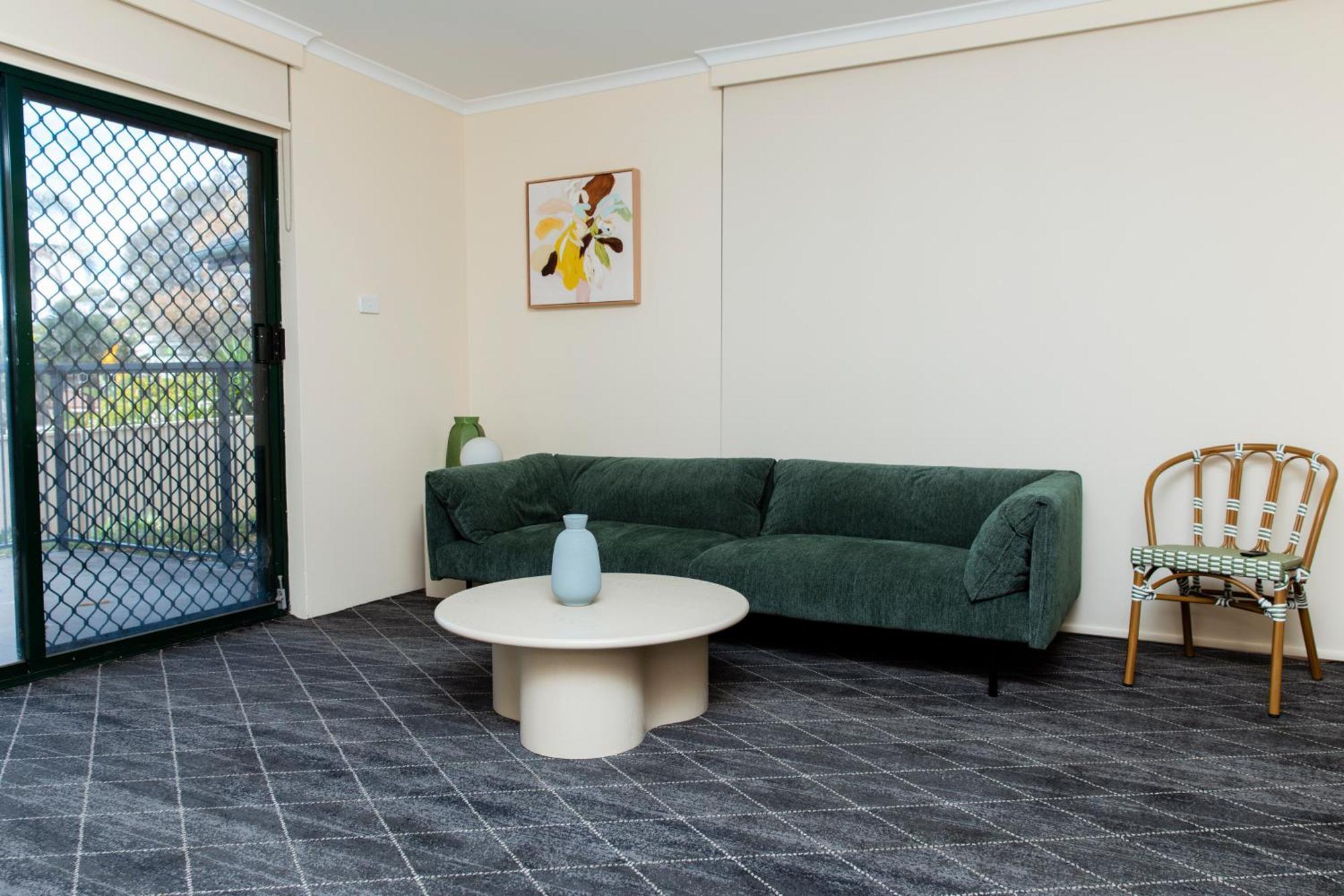 Lakeview Motel